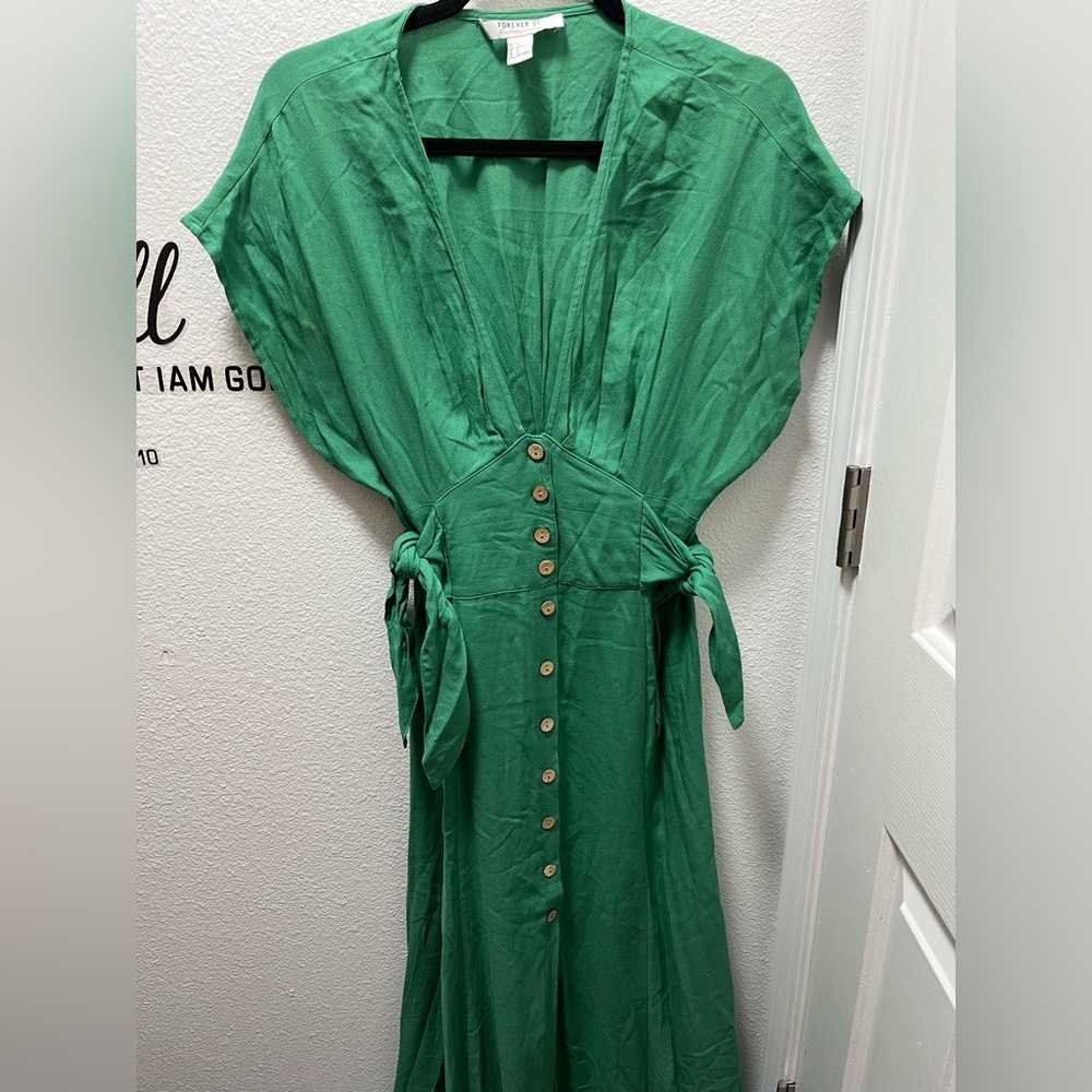 Forever 21 Green Button-Front Maxi Dress